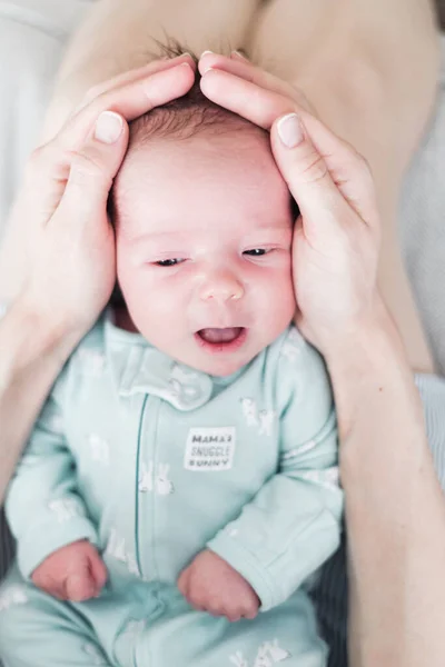 Estilo Vida Retrato Recém Nascido Três Semanas Idade Bebê Menina — Fotografia de Stock