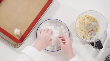 Process of making coconut cookies