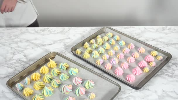 Multicolored Unicorn Meringue Cookies Baking Tray — Αρχείο Βίντεο