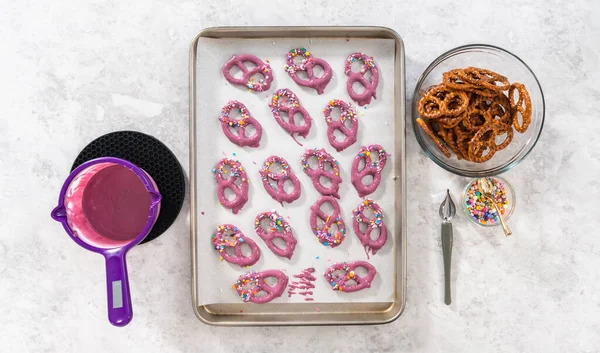 Flat Lay Dipping Pretzels Twists Melted Chocolate Make Mermaid Pretzel — Stock Photo, Image