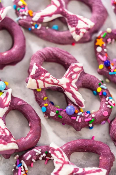 Homemade Chocolate Dipped Pretzel Twists Decorated Colorful Sprinkles Chocolate Mermaid — Fotografia de Stock