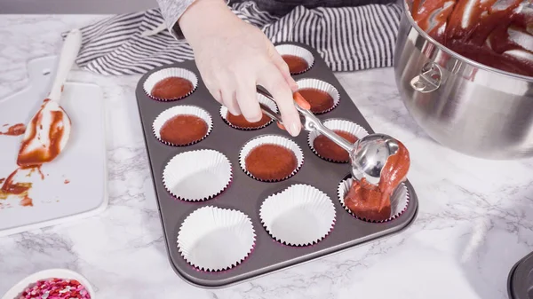 Schritt Für Schritt Cupcake Teig Folie Cupcake Tassen Schaufeln Rote — Stockfoto