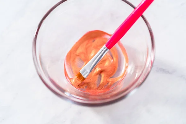 Glittery Pink Luster Decorating Chocolate — Stock Photo, Image