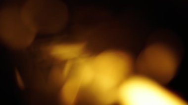 Doğal ışıklandırma ışınları bokeh etkisi.