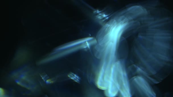 Transição de vazamento de luz azul com um efeito de entrada e saída da chama Iluminate Collection Lens — Vídeo de Stock