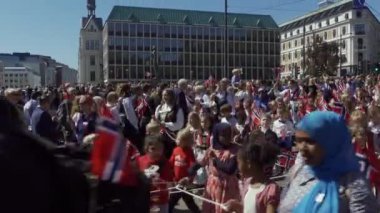 Norveç Anayasa Günü 17 Mayıs 2022 'de Norveç' in Oslo kentinde