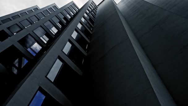 Фасад Синего Небоскреба Офисные Здания Современные Стеклянные Силуэты — стоковое видео