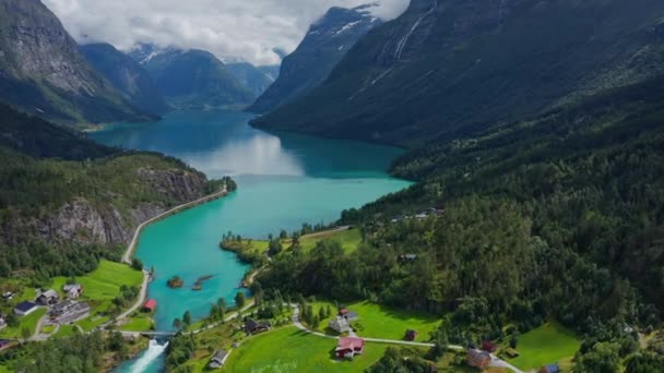 아름다운 노르웨이 공중에서 로보트 — 비디오