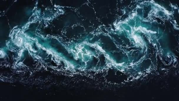 Волны Воды Реки Моря Встречаются Друг Другом Время Прилива Отлива — стоковое видео