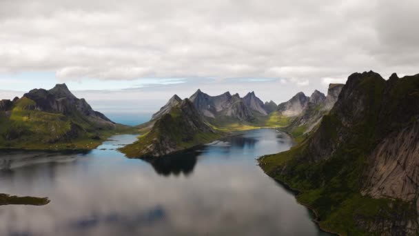 Tarde Pôr Sol Lofoten Islands Noruega Reine Lofoten Arquipélago Condado — Vídeo de Stock