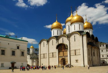 MOSCOW, RUSSIA - 06 14 2016: Varsayım Katedrali. Bu Rus Ortodoks kilisesi Moskova Kremlin Katedrali 'nin kuzey tarafında yer almaktadır..