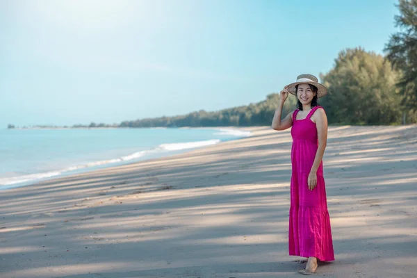 Portrait Beautiful Traveller Asian Woman Pink Dress Enjoys Relax Smile — Stock Photo, Image