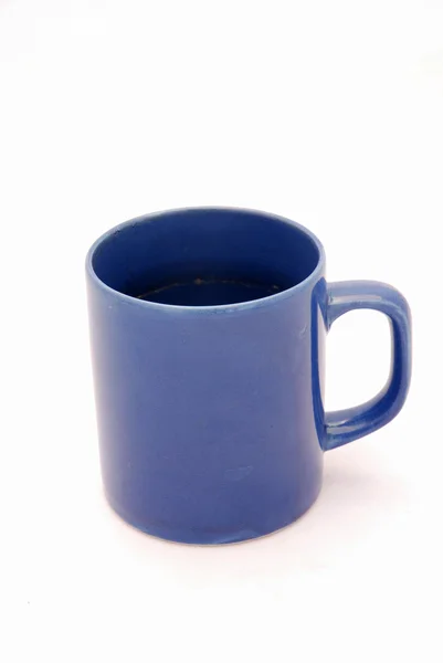 Taza de café azul grande en blanco —  Fotos de Stock