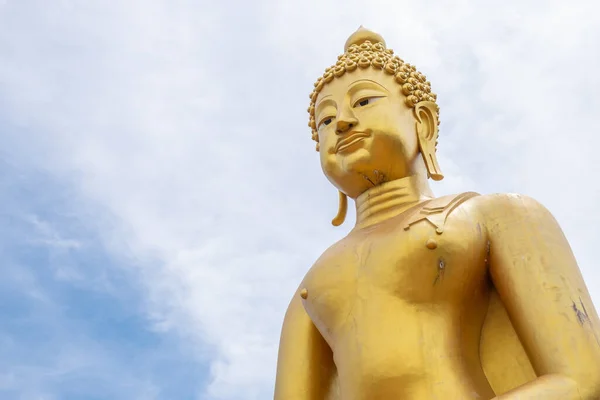 Golden Buddha Chiang Saen Stil Phutthamonthon Buddhist Park Bygga För — Stockfoto
