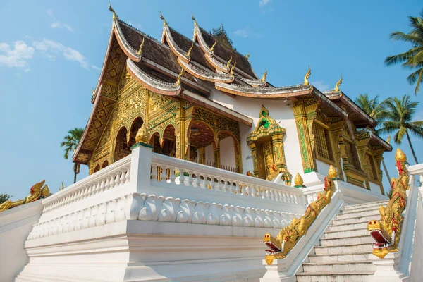 Egy Ikonikus Buddhista Templom Luang Prabang Királyi Palotájában Unesco Világörökségi — Stock Fotó