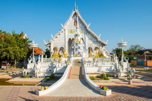 Wat Chiang Rai Vagy Fehér Templom Egy Díszes Kis Templom — Stock Fotó