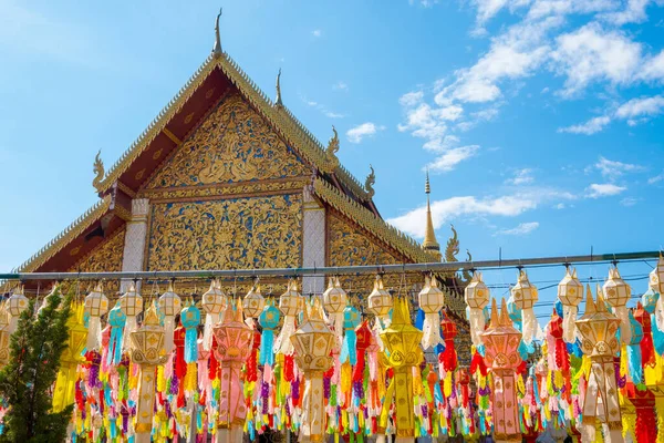 Traditional Paper Lanterns Hanging Rows Front Wat Phra Hariphunchai Lamphun — Stock Fotó