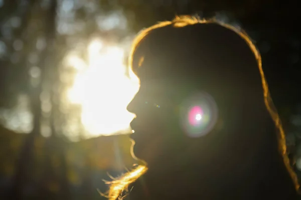 Defocus Close Silhouette Woman Looking Sunrise Mental Health Hope Happiness — Foto de Stock