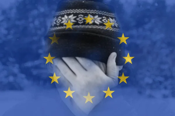 연합의 국기이다 에너지 시즌입니다 유럽의 에너지 위기입니다 러시아 눈내리는 초점이 — 스톡 사진