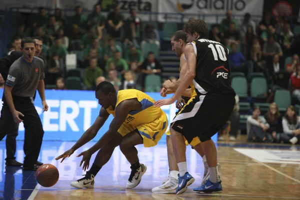 Jogo de basquete — Fotografia de Stock