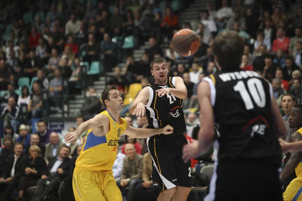 Jogo de basquete — Fotografia de Stock