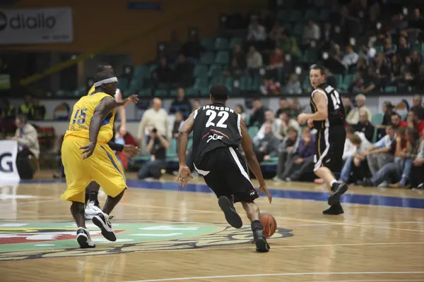 Partido de baloncesto — Foto de Stock