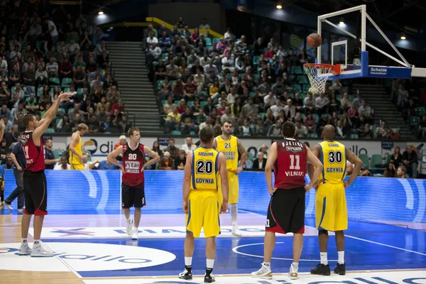 Partido de baloncesto — Foto de Stock