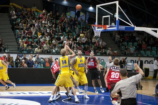 Jogo de basquete — Fotografia de Stock