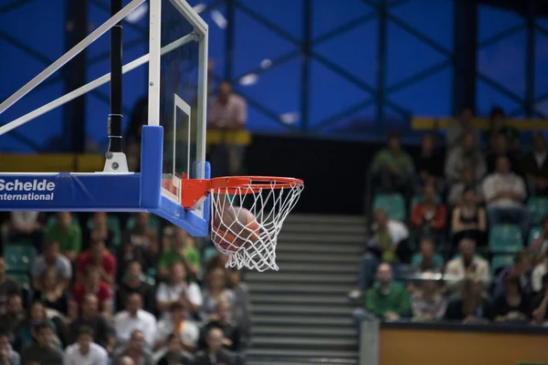 Jogo de basquete — Fotografia de Stock