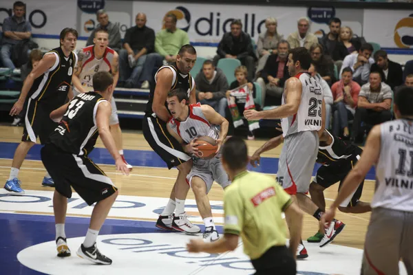 Jogo de basquete — Fotografia de Stock