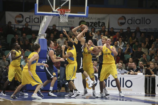 Jogo de basquete — Fotografia de Stock