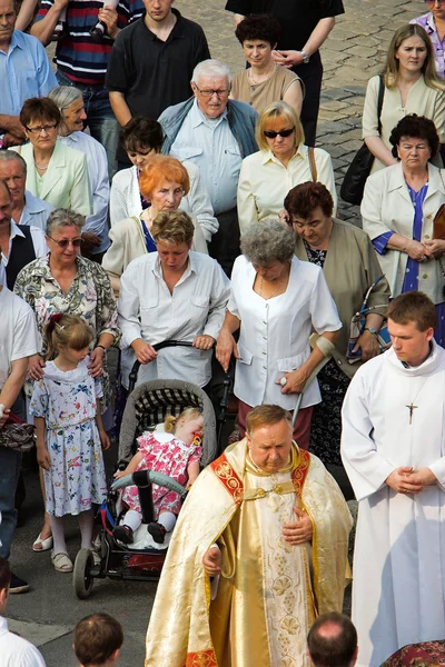 Religiøs procession i Wroclaw Polen - Stock-foto
