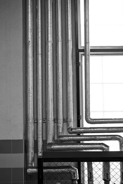 Potrubí v továrně — Stock fotografie