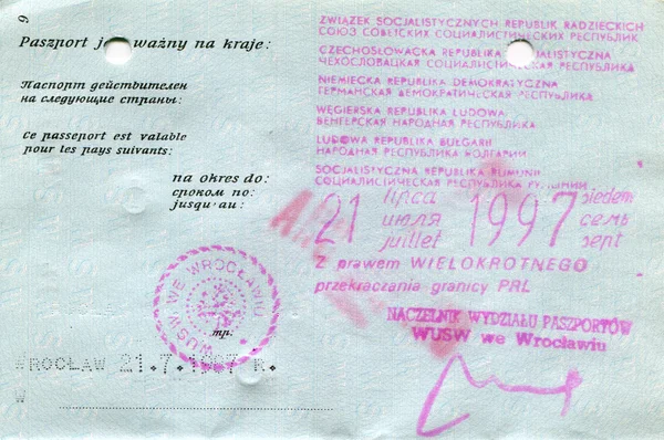 Jahrgangsseite aus polnischem Pass — Stockfoto