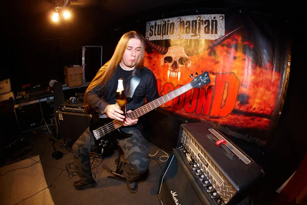 Guitariste en studio — Photo