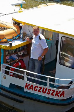 turistler kruvaziyer gemi