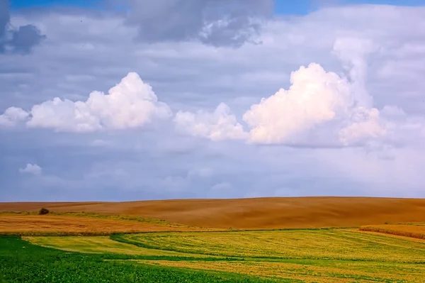 Typowy Polski krajobraz — Zdjęcie stockowe