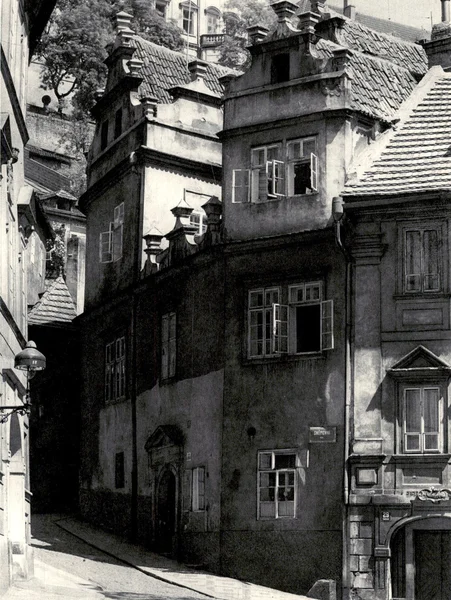 Foto weergegeven: architectuur van Praag — Stockfoto