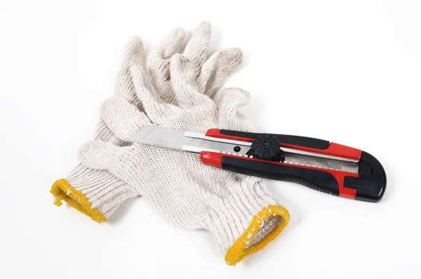 Guantes de trabajo y cuchillo de papel — Foto de Stock