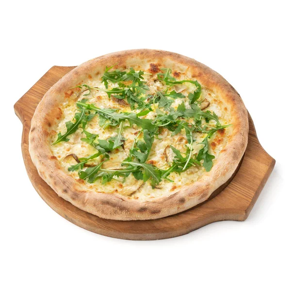 Pizza con rucola e mozzarella di formaggio. Gustosa pizza calda su piatto di legno o vassoio per menu di design e promozionale — Foto Stock