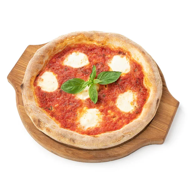 Pizza margarita isolata su fondo bianco. Pizza con mozzarella di formaggio, basilico e pomodoro — Foto Stock