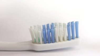 Diş Yapıştır