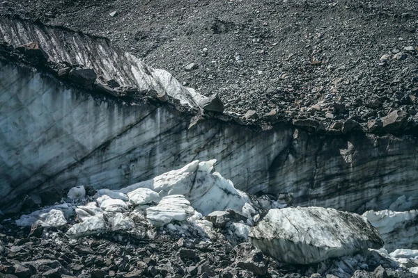 Natuur Achtergrond Met Ijsval Buurt Van Gletsjer Muur Met Scheuren — Stockfoto