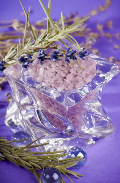 Lavendel - badzout voor aromatherapie — Stockfoto