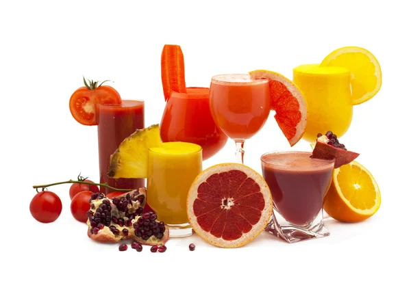 Healthy fruit and vegetable juices — Stock Photo, Image