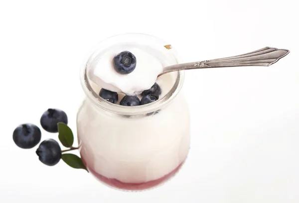 Fresh fruit yogurt with blueberries — Stock Photo, Image