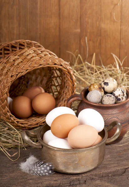 Eggs on old wooden — Stock Photo, Image