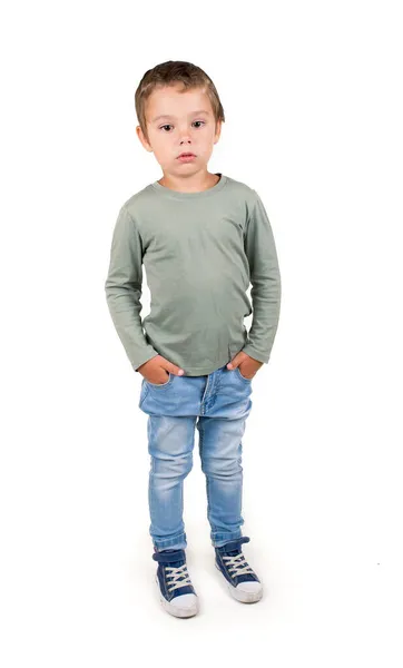 Porträtt av vacker pojke ger dig tummen upp över vit bakgrund — Stockfoto