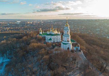 Poltava, Ukrayna 'daki Kutsal Dormition Katedrali.