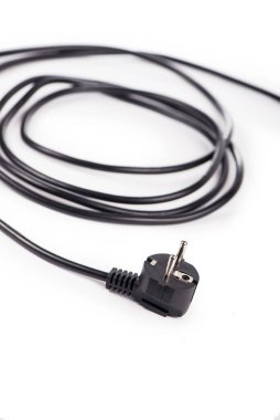 Elektrik kablosu. Nesne gölgeler olmadan beyaz arkaplanda izole edilir.